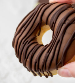 Air Fryer Donuts with Milk Chocolate – Easy Recipe