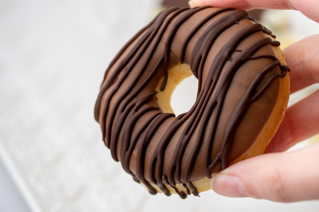 Air Fryer Donuts with Milk Chocolate – Easy Recipe