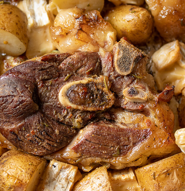 Janjetina s mladim krompirom i camembert sirom recept